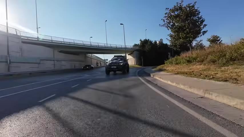 Mercedes X250d 4Matic: 9 Yılda Sadece 7.000 Kilometre Yapan Bir Kilometre Cimrisi