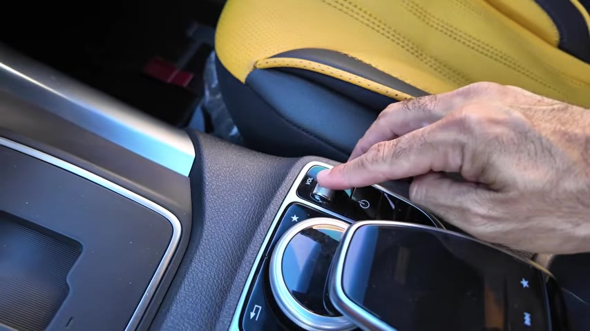 Mercedes X250d 4Matic: 9 Yılda Sadece 7.000 Kilometre Yapan Bir Kilometre Cimrisi