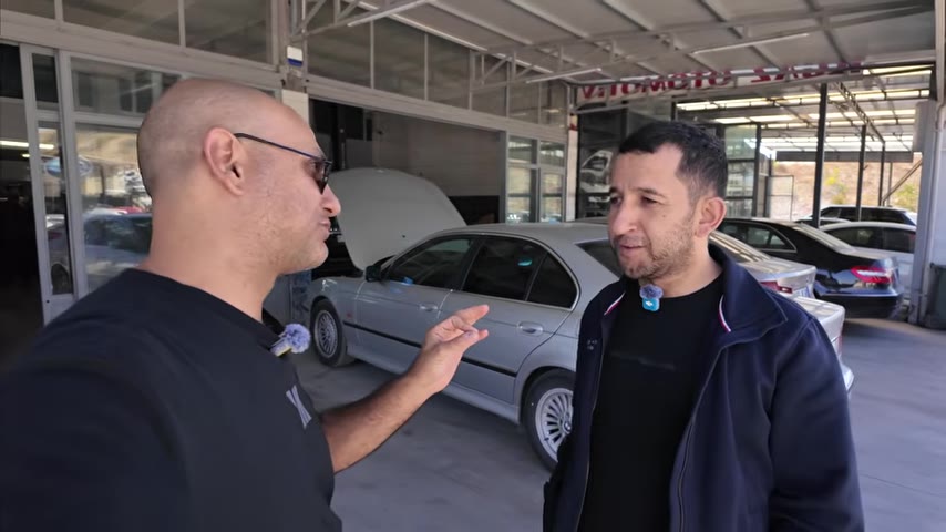 Sahibi ve Arif Usta, bu BMW F10 520d ile bir milyon kilometre