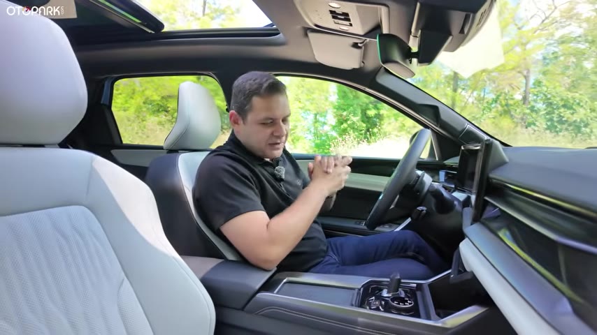 Renault Boreal Türkiye'de: 1.3 Turbo, ÖTV Muafiyeti ve 7 Yıl Garanti