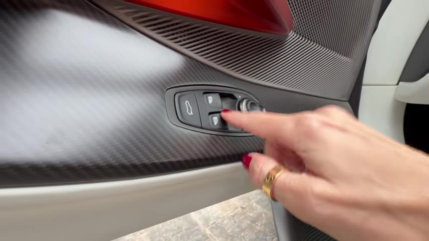 Araçta ultra hafif magnezyum jantlar ve 'siber lastik' adı verilen