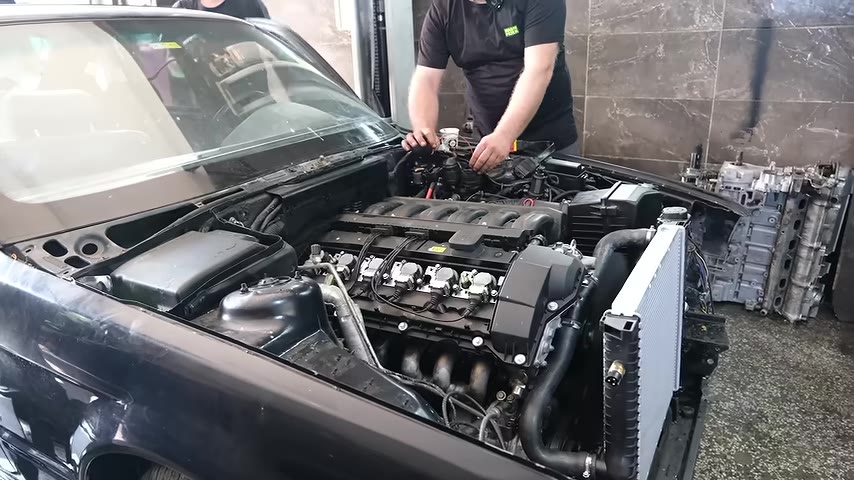 BMW E34 525i M50 Stroker Motoru İlk Kez Çalıştı: Uzun Soluklu Projede Kritik Adım