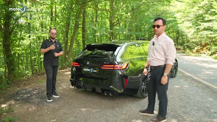 Performansın yanı sıra yakıt verimliliği de hibrit sistemin getirdiği