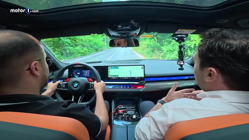 BMW M5 Touring Türkiye'de İlk Kez Görücüye Çıktı: 727 Beygir Güç ve 1000 Nm Torkla Süpersporları Geride Bırakıyor