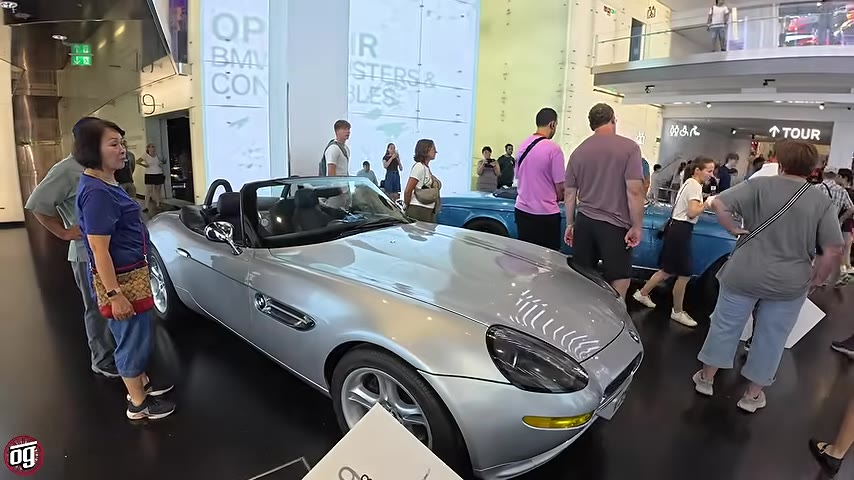 BMW Müzesi'nde Zamanda Yolculuk: Havacılıktan Elektrikli Geleceğe