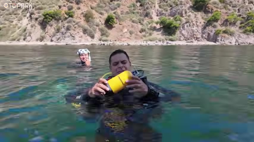 Dalış sonrasında yapılan değerlendirmelerde, saatlerin su altında çok