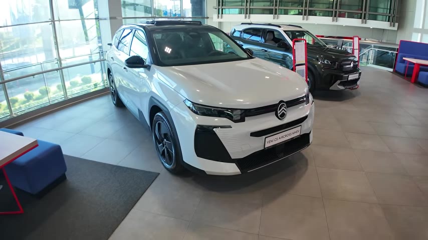 Max pakette Eylül ayına göre bir fiyat değişikliği olmazken, Plus