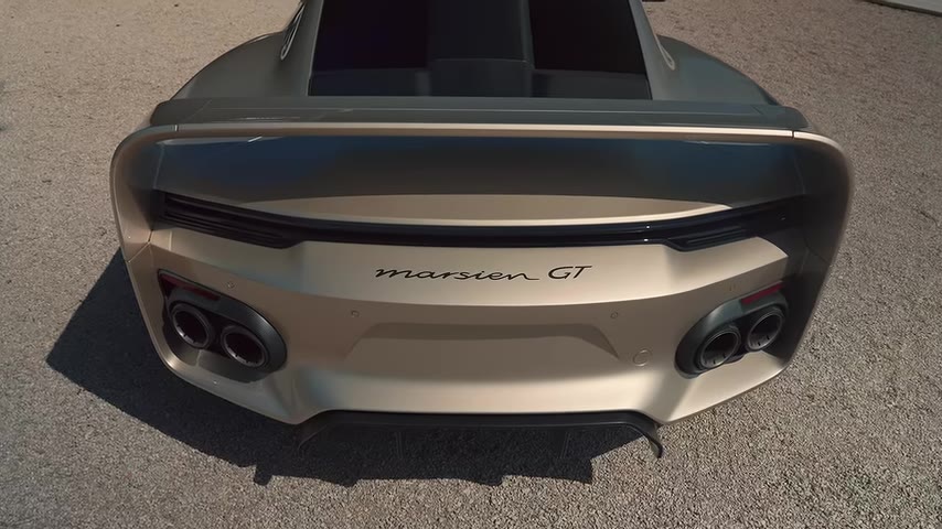 Marsien GT, 0'dan 100 km/s hıza sadece 2,4 saniyede ulaşabiliyor ve maksimum hızı 330 km/s olarak açıklandı.
