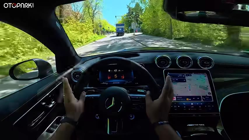 Mercedes-AMG GLC 53 Geri Dönüyor: Drift Modlu SUV ve 6 Silindirli Motorla Dikkat Çekiyor