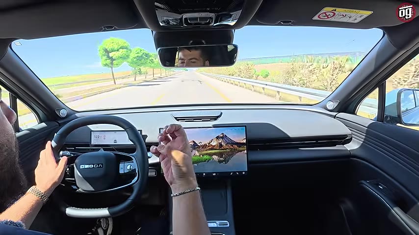Omoda 7 Neo'nun kabininde kullanılan malzemeler açısından bazı