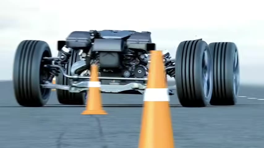 Yağ soğutma çözümü, bu tür kısıtlamaları ortadan kaldırarak kompakt ve yüksek performanslı bir motor tasarımına olanak sağladı.