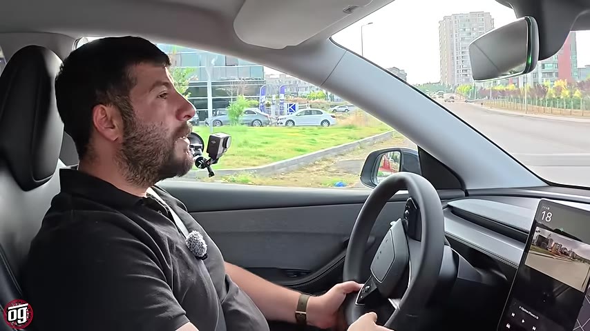 Tesla Model Y Standart Sürümü Türkiye'de: Fiyatı ve Özellikleri
