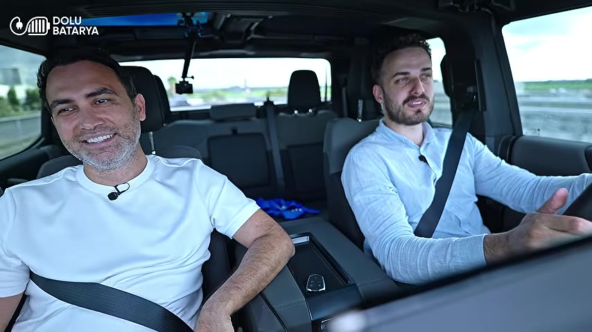 GMC'nin elektrikli Hummer EV ile başarılı bir iş çıkardığı, aracın